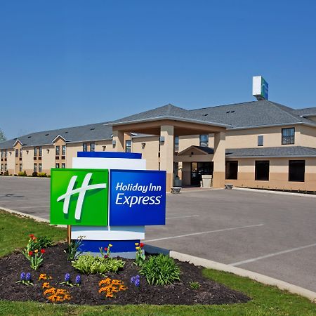 Holiday Inn Express London-I-70 By Ihg Ngoại thất bức ảnh
