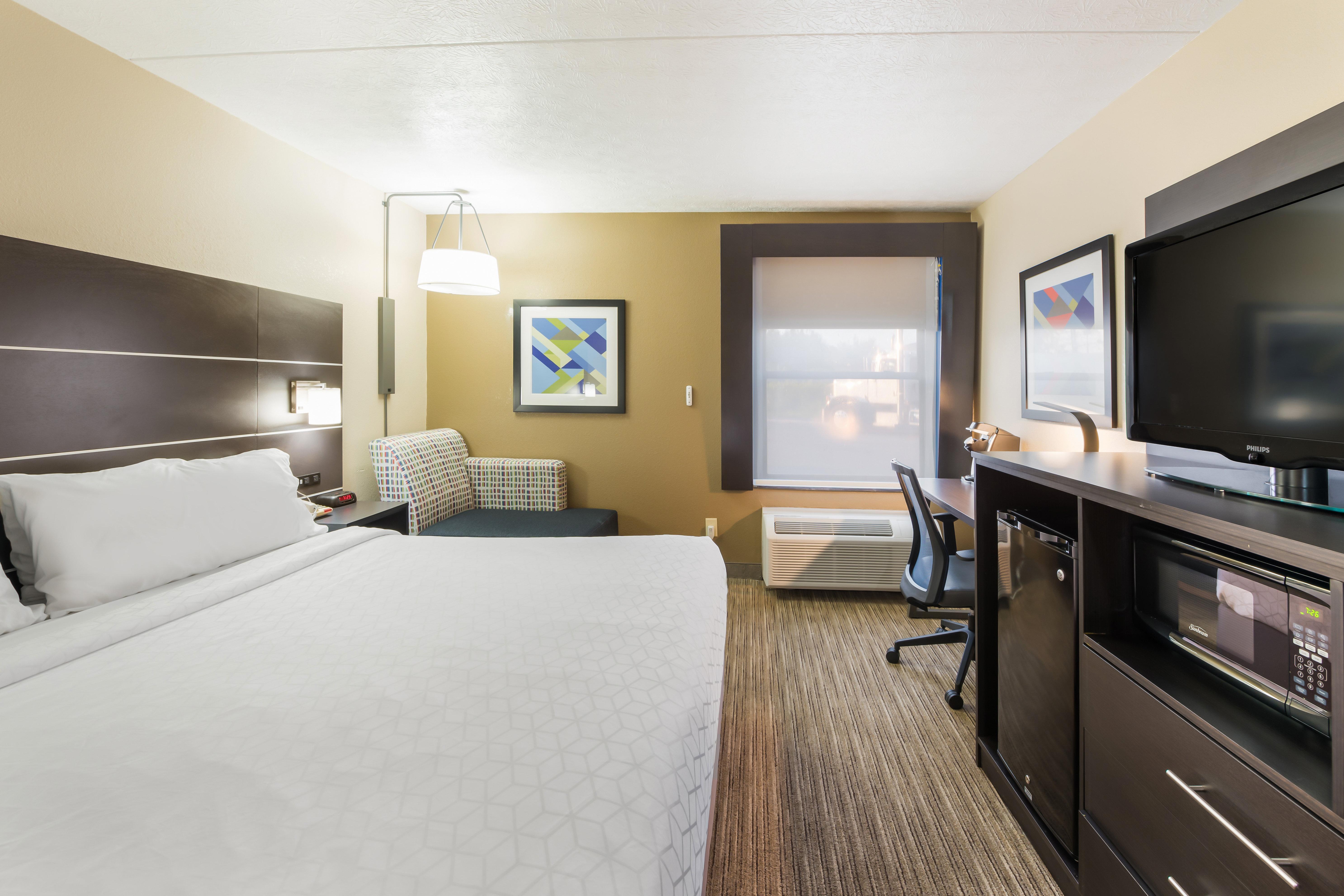 Holiday Inn Express London-I-70 By Ihg Ngoại thất bức ảnh